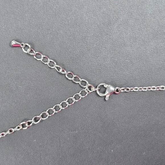 🎃 Double Crescent Moon and Rose Necklace (NWOT) - Picture 4 of 6